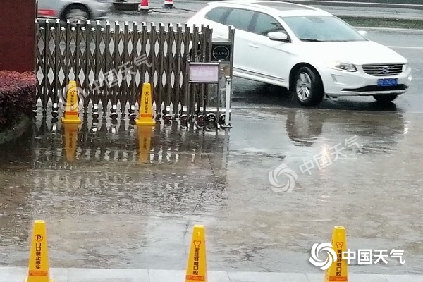 本周西南雨多江南闷热 台风“丹娜丝”或影响东南沿海